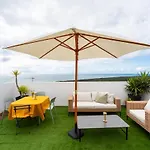 アパート Boutique W Sea View And Private Rooftop Terace