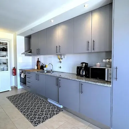 Apartamento Boutique W Sea View And Private Rooftop Terace Nazaré