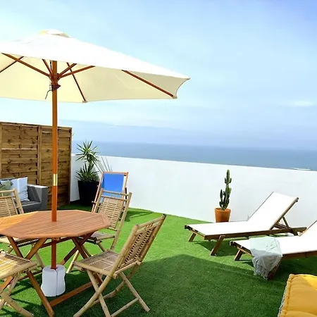 Boutique W Sea View And Private Rooftop Terace Apartment *
