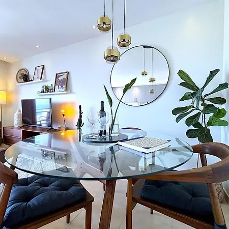 Boutique W Sea View And Private Rooftop Terace *
