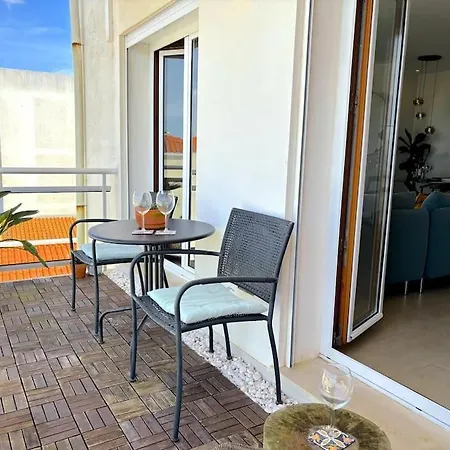 Boutique W Sea View And Private Rooftop Terace Apartment