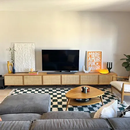 Apartment Boutique W Sea View And Private Rooftop Terace