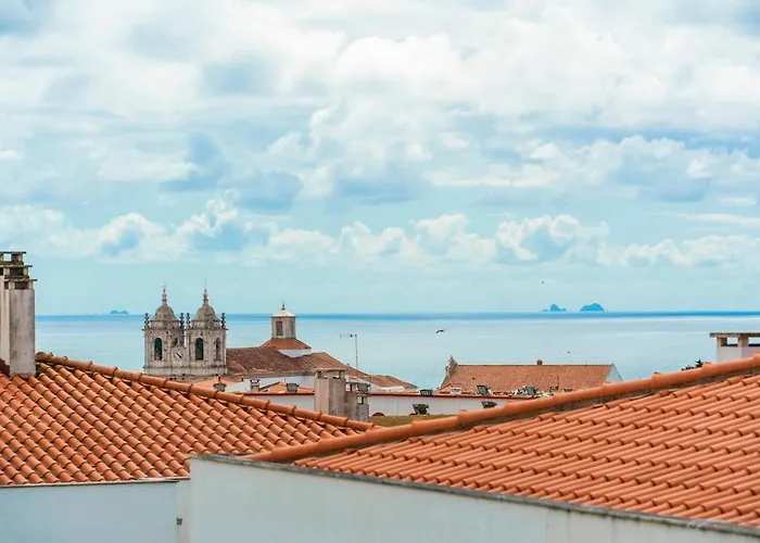 Boutique W Sea View And Private Rooftop Terace Апартаменты *