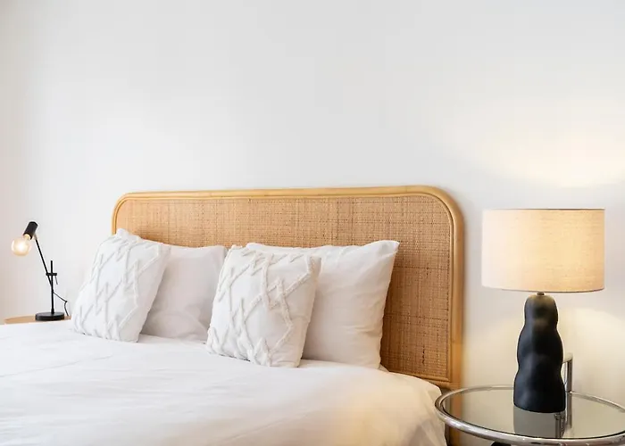 Boutique W Sea View And Private Rooftop Terace Apartment