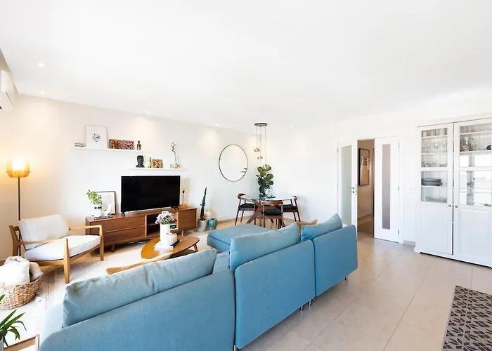 Апартаменты Boutique W Sea View And Private Rooftop Terace